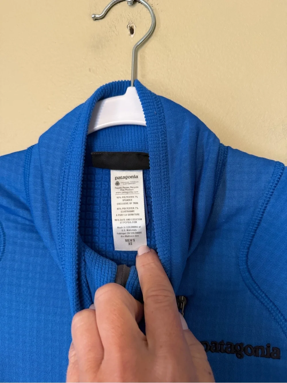 Patagonia Men's R1 Pullover